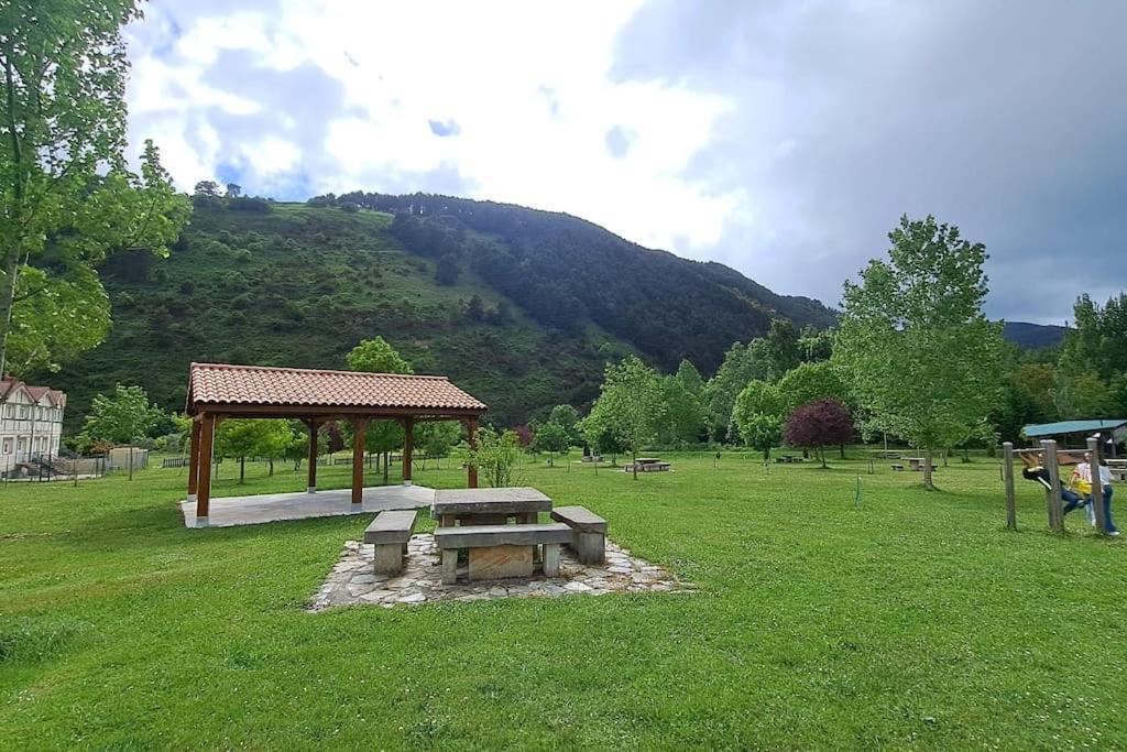 Espectacular Casa Rural En Espinosa de los Monteros 외부 사진